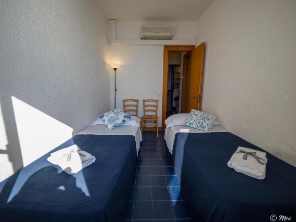 La Lampara Sea View Terrace Apartment image 10